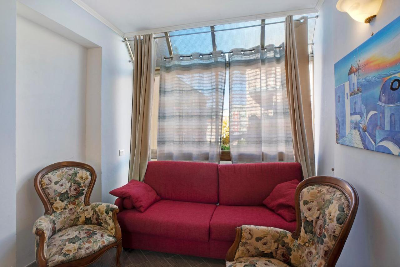 Casa Laura Elena Apartment San Bartolomeo Al Mare Bagian luar foto